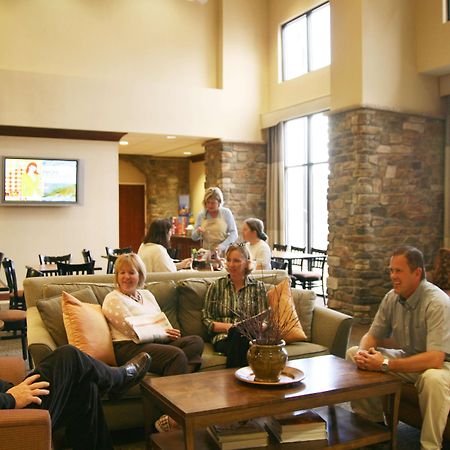 Hampton Inn & Suites Colorado Springs-Air Force Academy/I-25 North Interior photo